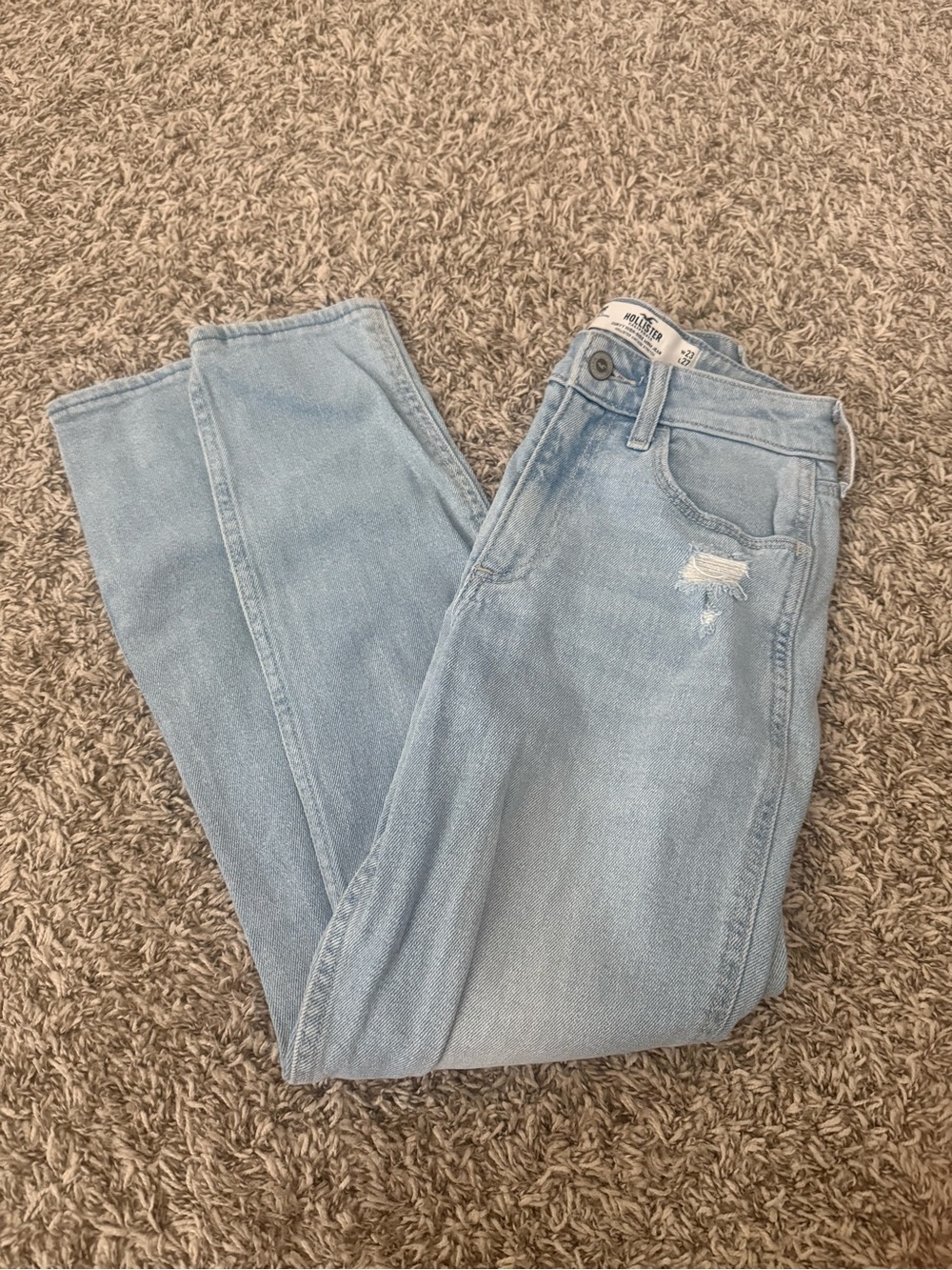Hollister light wash mom jeans
